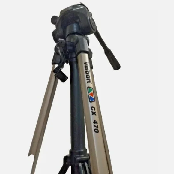VELBON CX-470 Lightweight Photo/Video Tripod 3 Way Pan/ Tilt Head Ex Condition